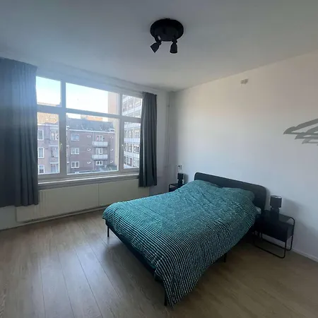 Centre Apartment *
